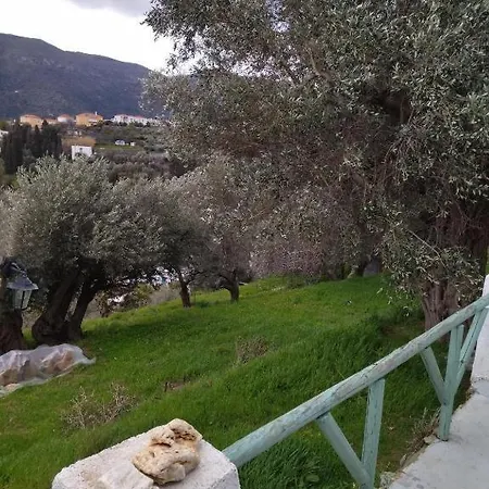 Feriehus Andros Trecking Paradise By 
